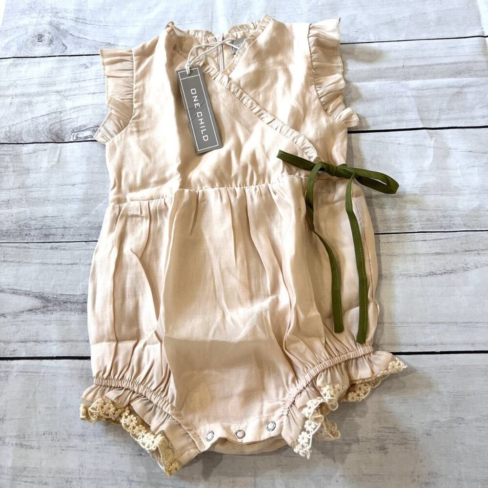 🆕NWT One Child Girls Pink Romper